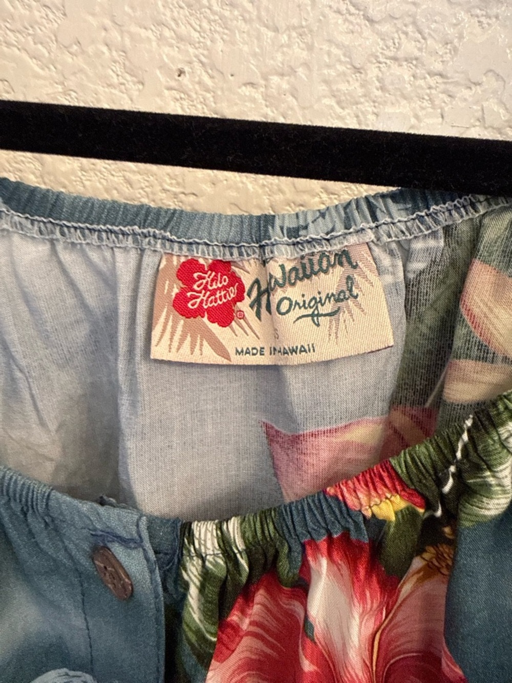 Hilo Hattie Hawaiian Tropical Blue Shoulder Blouse Vintage & Authentic Size XS - Picture 9 of 16